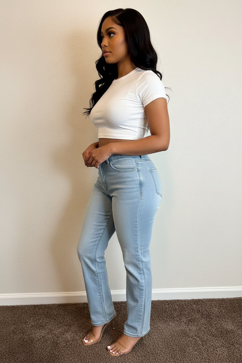 LIGHT BLUE JEANS